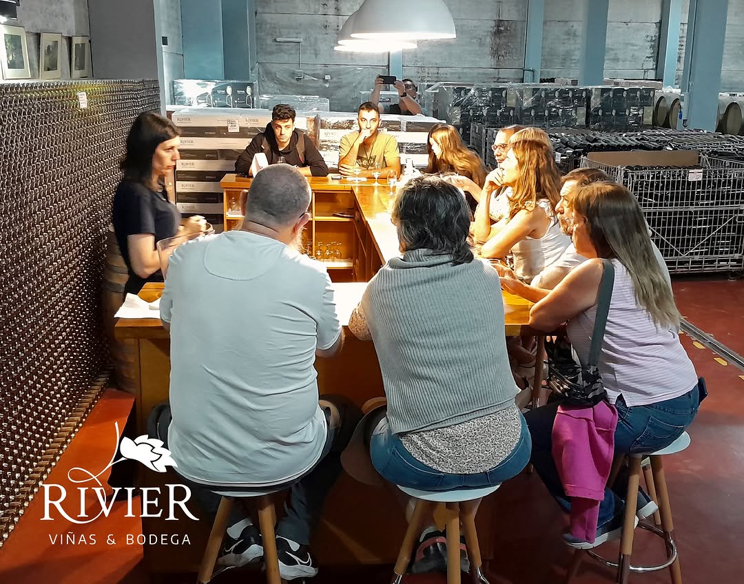 JEAN RIVIER E HIJOS - Instagram Post